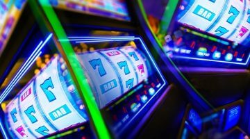 Baccarat - slik spiller du baccarat hos nettcasinoene